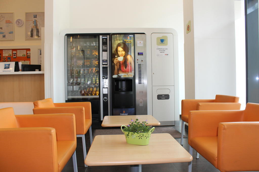 Ibis Budget Wien Messe Exterior photo
